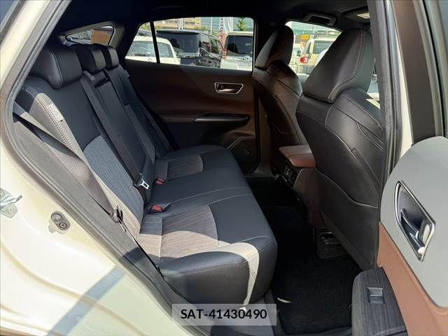 Toyota HARRIER 2022-06 8207696-19