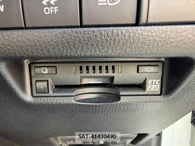 Toyota HARRIER 2022-06 8207696-21