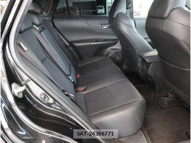Toyota HARRIER 2023-08 8207686-17
