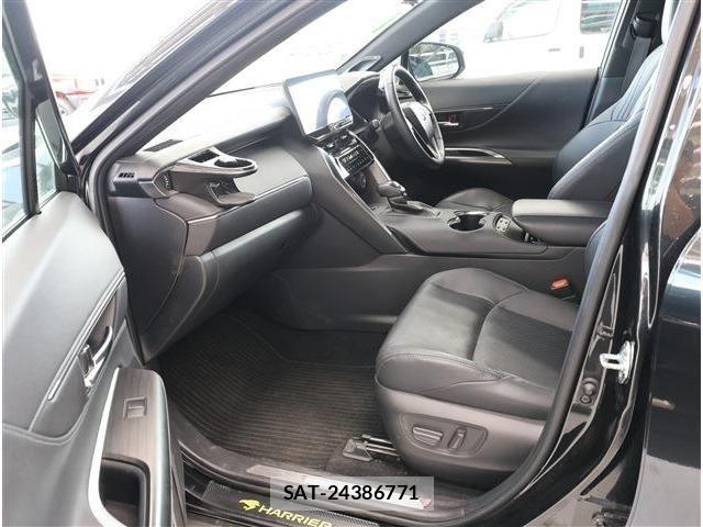 Toyota HARRIER 2023-08 8207686-18