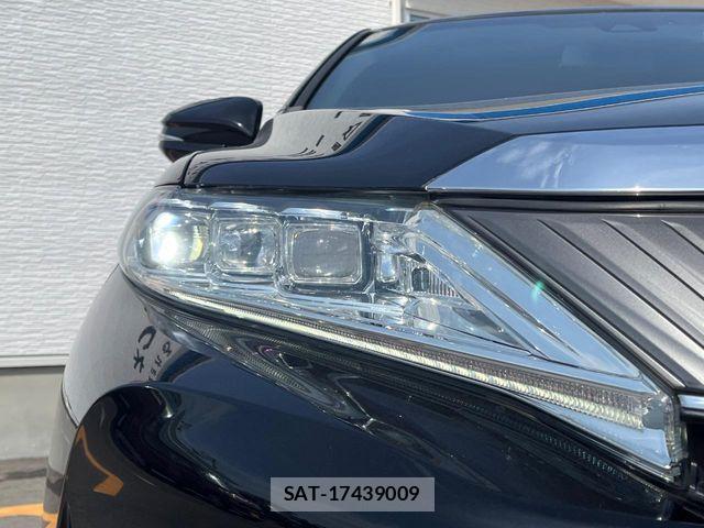 Toyota HARRIER 2017-12 8207716-11