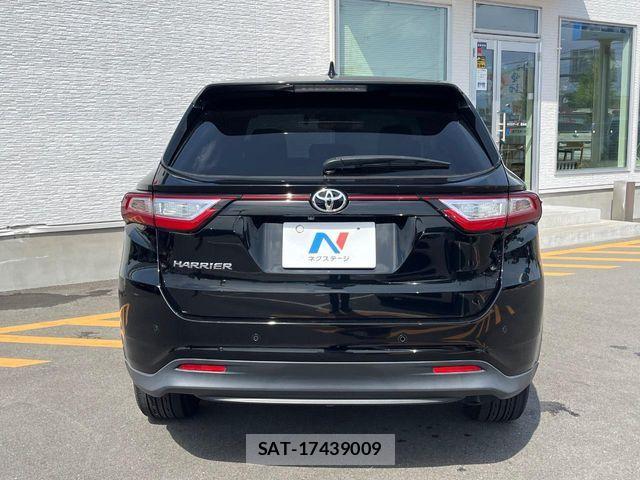 Toyota HARRIER 2017-12 8207716-14