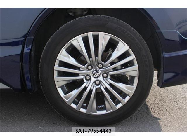 Toyota HARRIER 2021-06 8207709-13