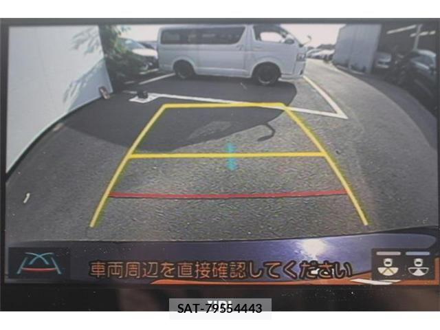 Toyota HARRIER 2021-06 8207709-4