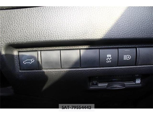 Toyota HARRIER 2021-06 8207709-6