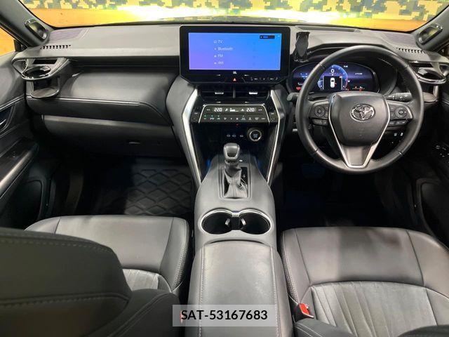 Toyota HARRIER 2025-02 8207681-1