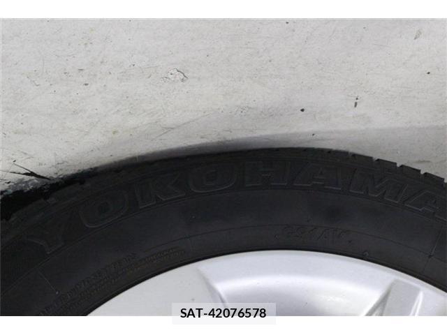 Toyota HARRIER 2014-01 8207720-20