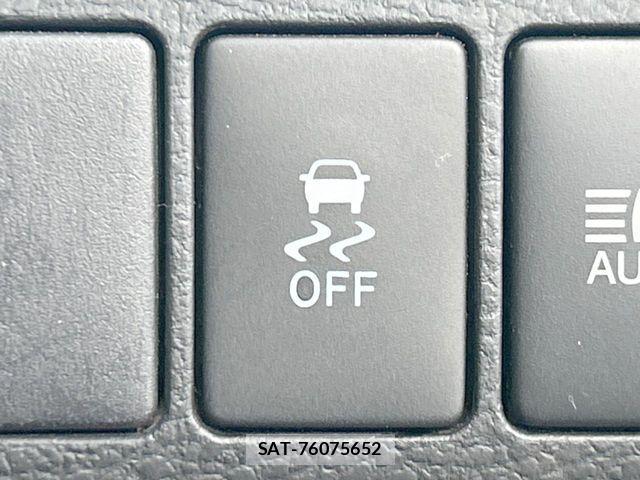 Toyota HARRIER 2015-08 8207721-10