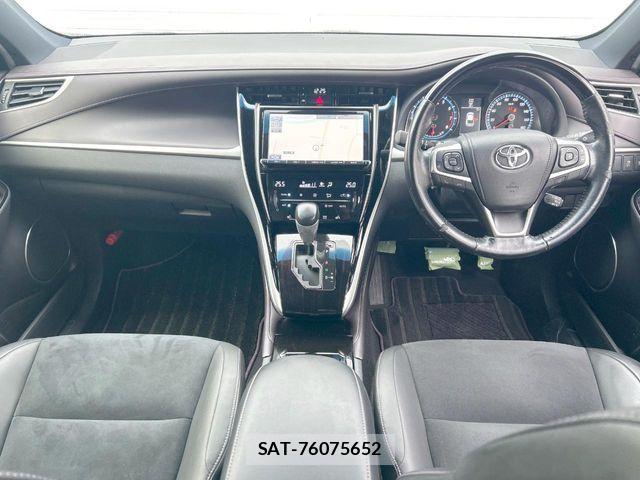 Toyota HARRIER 2015-08 8207721-1