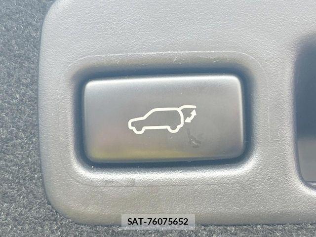 Toyota HARRIER 2015-08 8207721-6