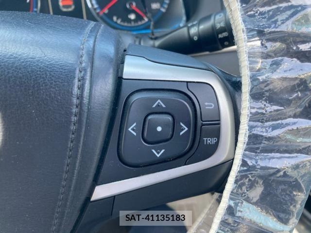 Toyota HARRIER 2015-03 8207727-3