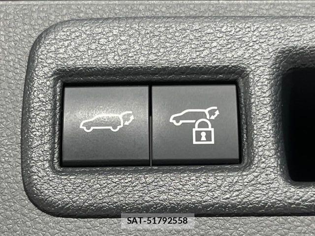 Toyota HARRIER 2023-06 8207699-7