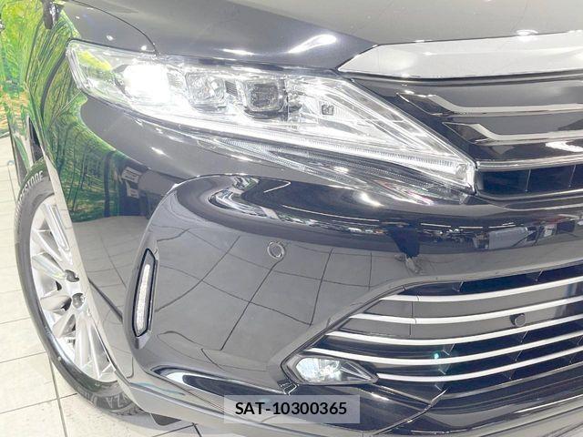 Toyota HARRIER 2018-10 8207714-11