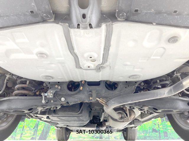 Toyota HARRIER 2018-10 8207714-18