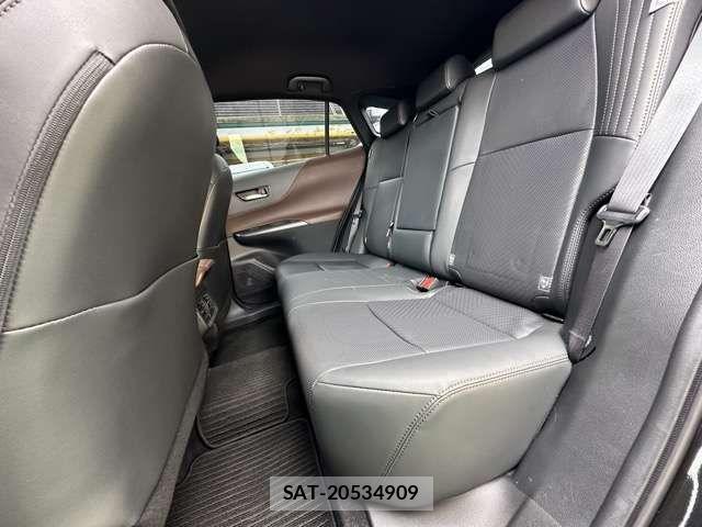 Toyota HARRIER 2023-11 8207682-5