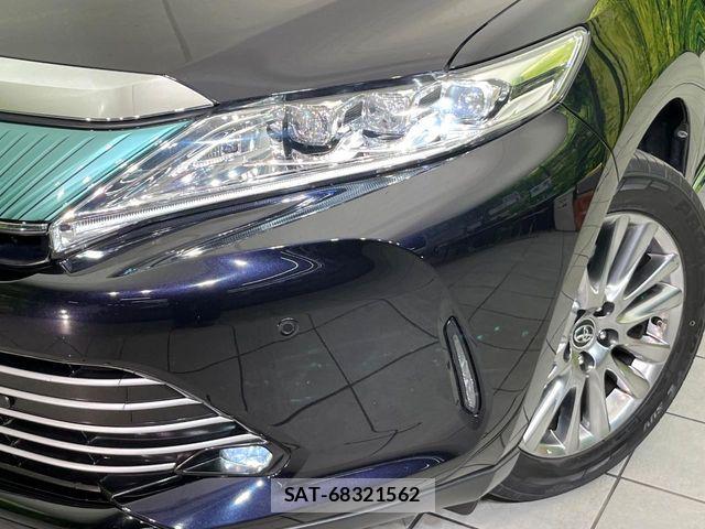 Toyota HARRIER 2017-10 8230207-11