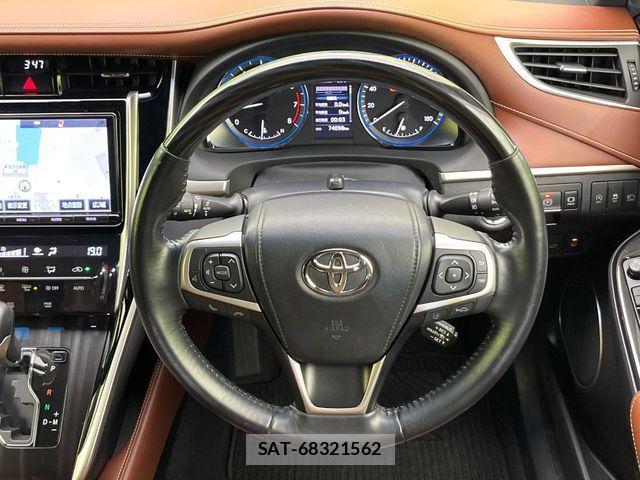 Toyota HARRIER 2017-10 8230207-7
