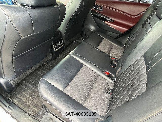 Toyota HARRIER 2017-09 8230202-12