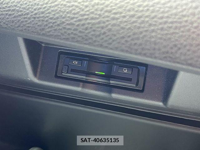 Toyota HARRIER 2017-09 8230202-15