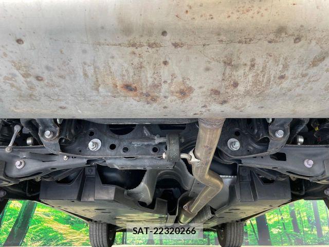 Toyota HARRIER 2021-06 8230196-18