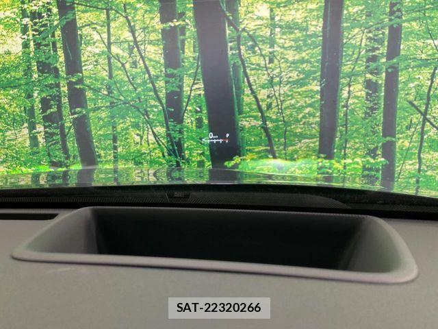 Toyota HARRIER 2021-06 8230196-5