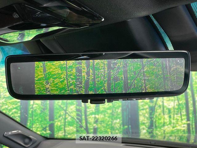 Toyota HARRIER 2021-06 8230196-6