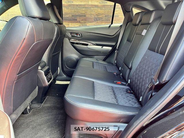 Toyota HARRIER 2017-08 8230205-12