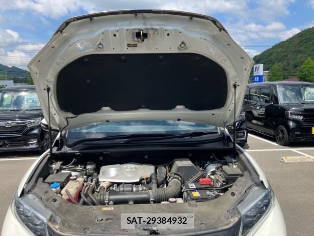 Toyota HARRIER 2020-03 8230204-17