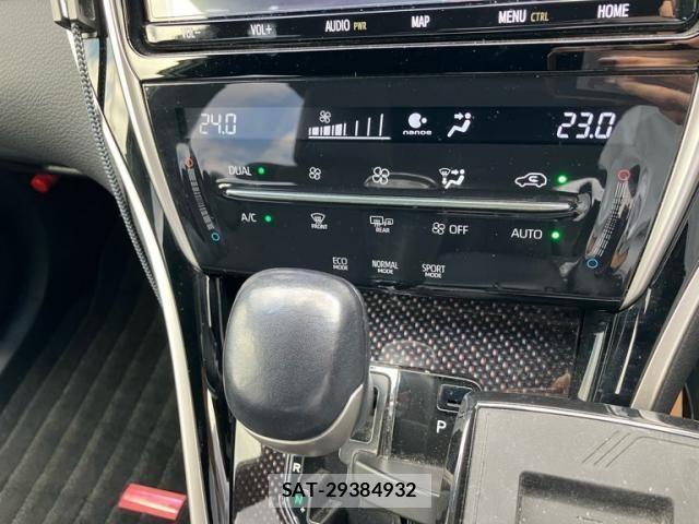 Toyota HARRIER 2020-03 8230204-26