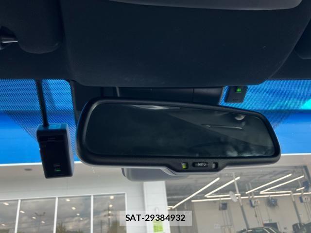 Toyota HARRIER 2020-03 8230204-28