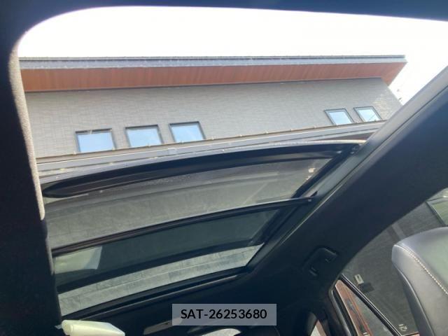 Toyota HARRIER 2015-08 8230224-9