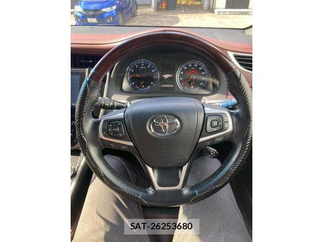Toyota HARRIER 2015-08 8230224-10