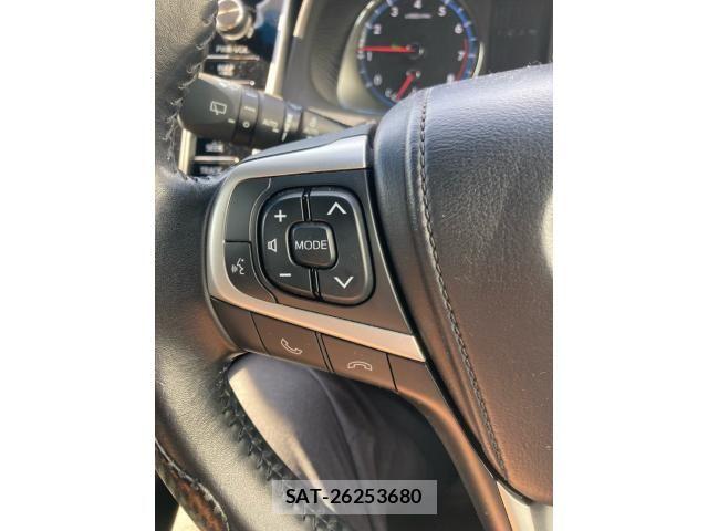 Toyota HARRIER 2015-08 8230224-12