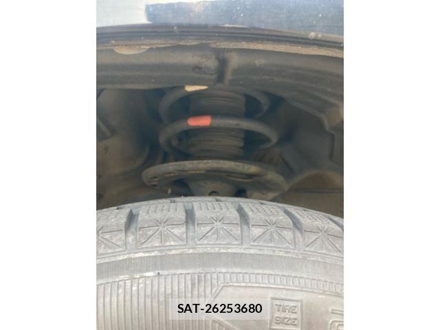 Toyota HARRIER 2015-08 8230224-6