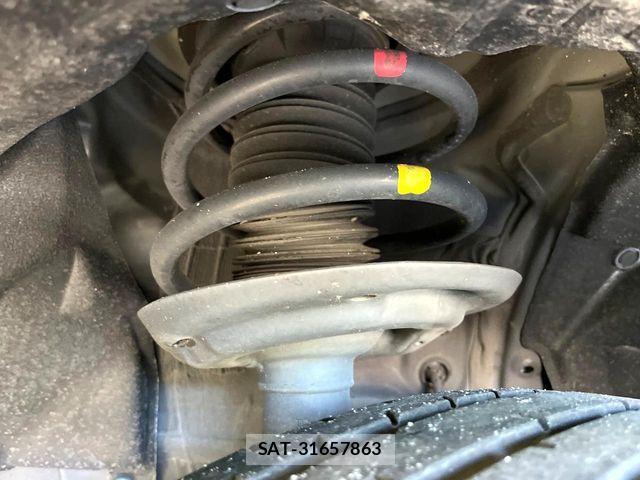 Toyota HARRIER 2021-04 8230195-19