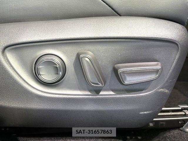 Toyota HARRIER 2021-04 8230195-6