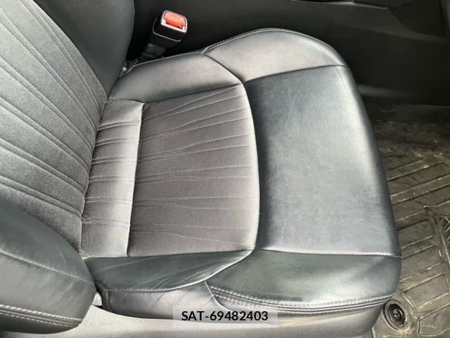 Toyota HARRIER 2020-08 8230203-11