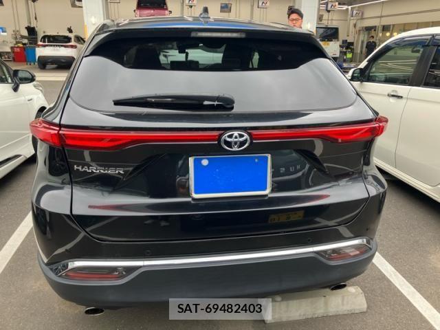 Toyota HARRIER 2020-08 8230203-2