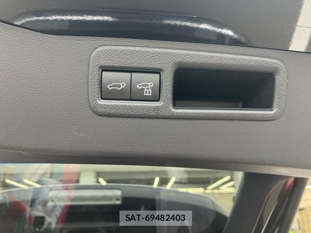 Toyota HARRIER 2020-08 8230203-4