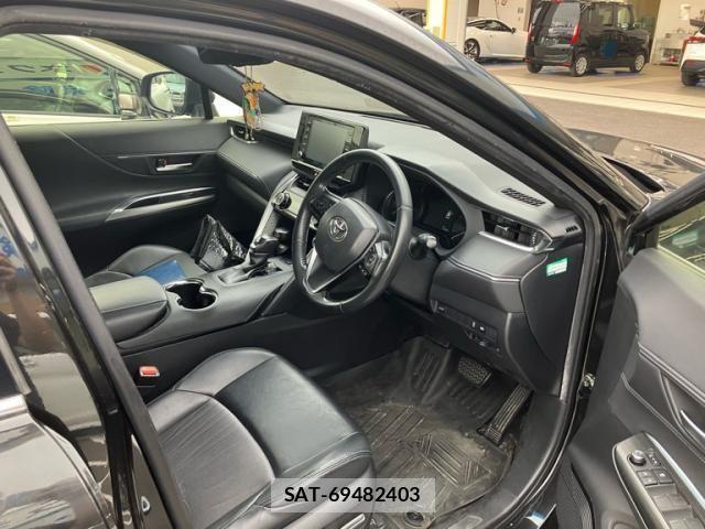 Toyota HARRIER 2020-08 8230203-8