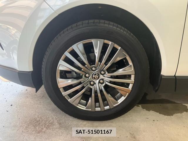 Toyota HARRIER 2023-04 8230186-6
