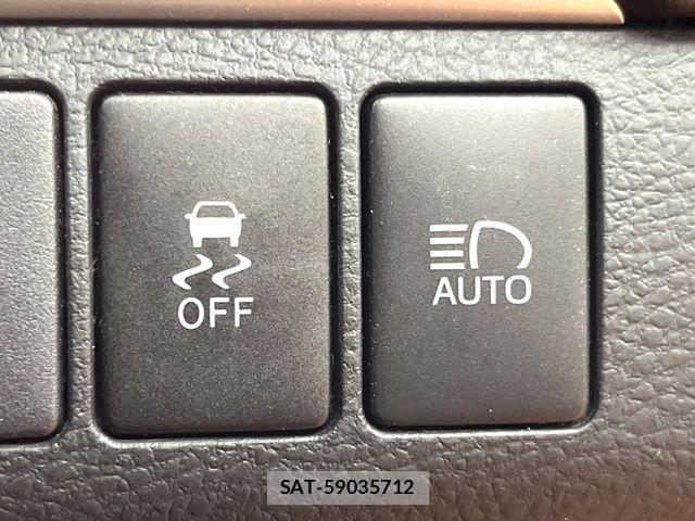 Toyota HARRIER 2015-07 8245307-6