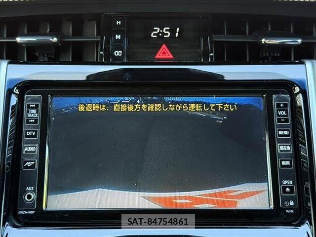 Toyota HARRIER 2014-03 8245310-3