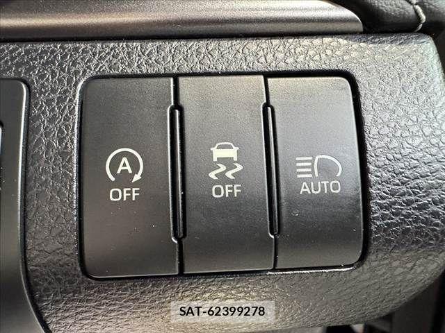 Toyota HARRIER 2020-01 8245302-4