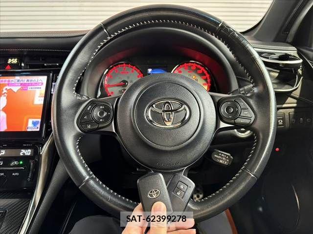 Toyota HARRIER 2020-01 8245302-6