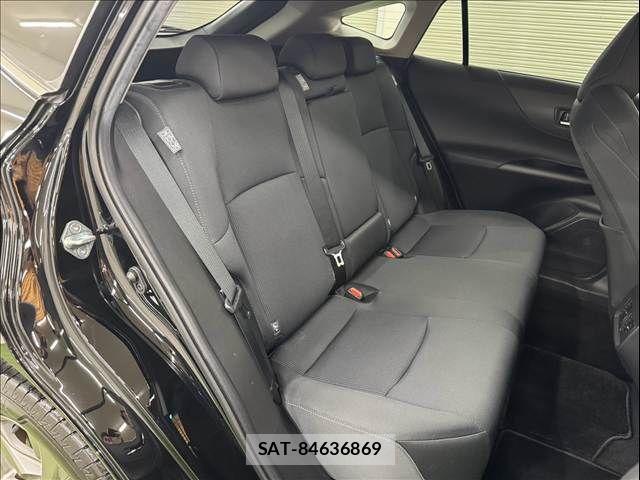 Toyota HARRIER 2023-07 8245301-6