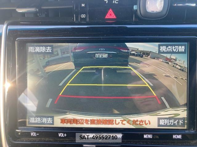 Toyota HARRIER 2019-04 8245303-20