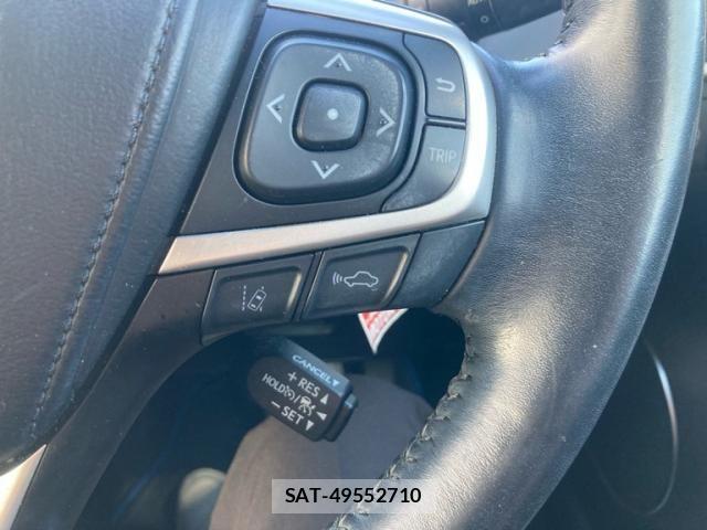 Toyota HARRIER 2019-04 8245303-26