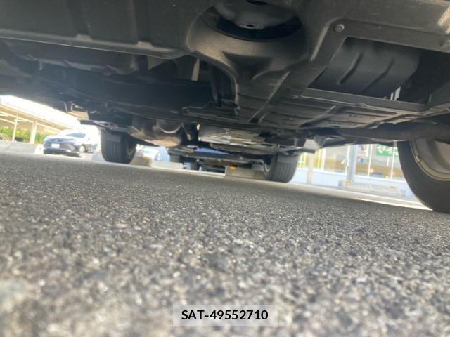 Toyota HARRIER 2019-04 8245303-3