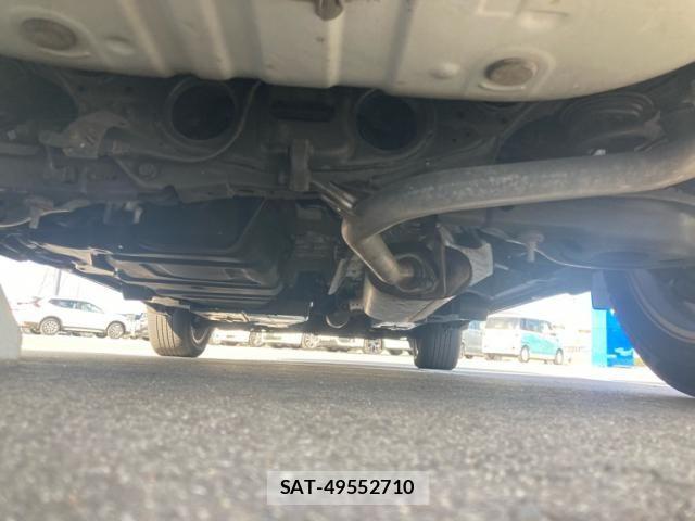 Toyota HARRIER 2019-04 8245303-7